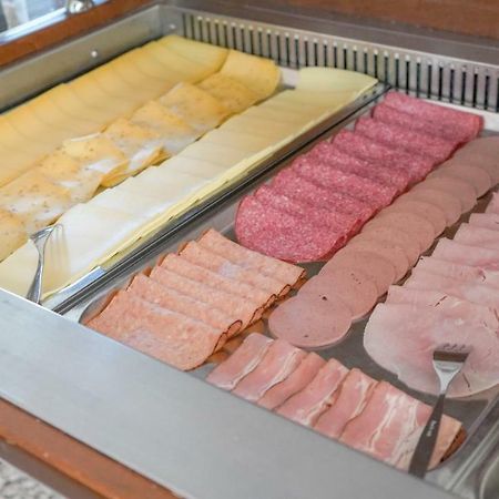 Hotel Restaurant Op De Beek Schin op Geul Εξωτερικό φωτογραφία